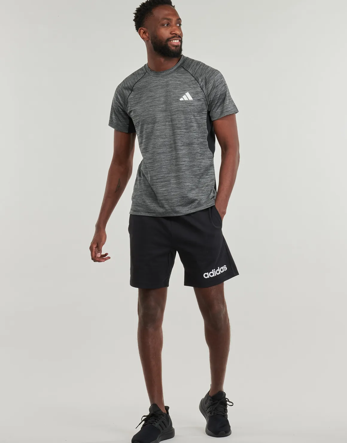 Adidas Sportswear - JE9012