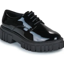 Clarks - PAGE WALK
