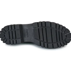 Clarks - PAGE WALK