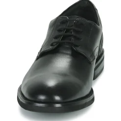 Clarks - UN HUGH LACE