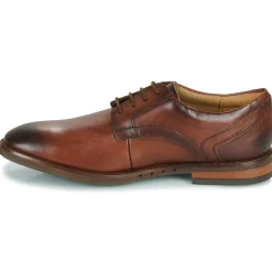 Clarks - UN HUGH LACE