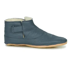 Easy Peasy - BOOBOOTIES