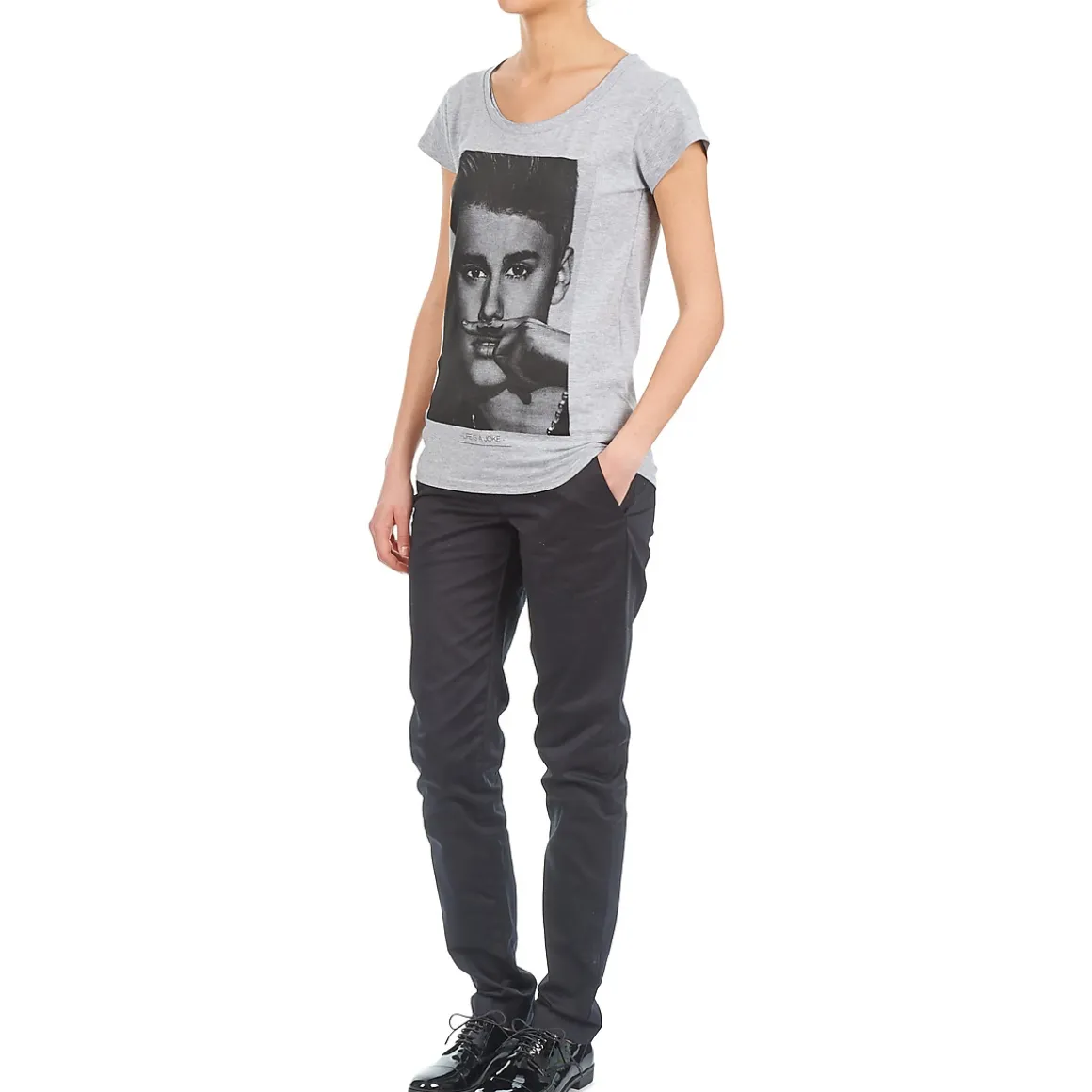 Eleven Paris - BIEBER W