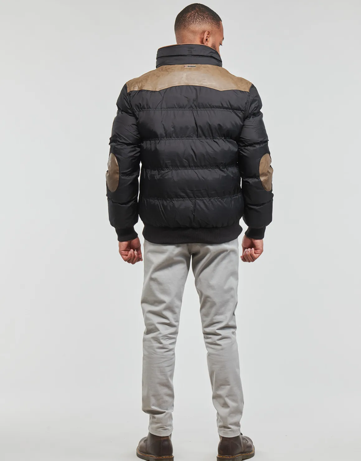 Geographical Norway - ABRAMOVITCH