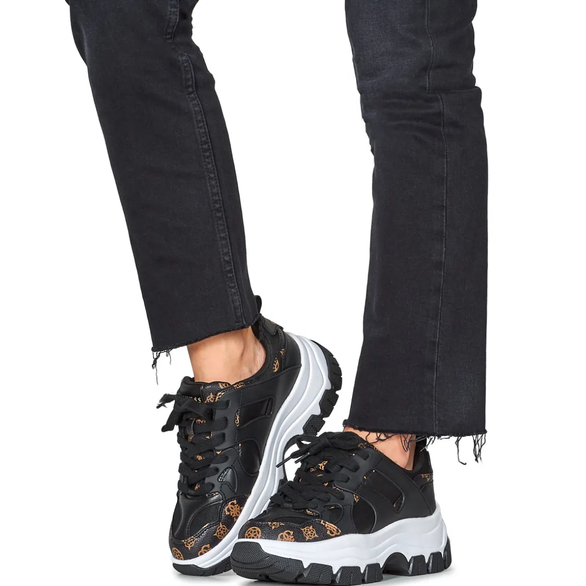 Guess - BRAYJEN2