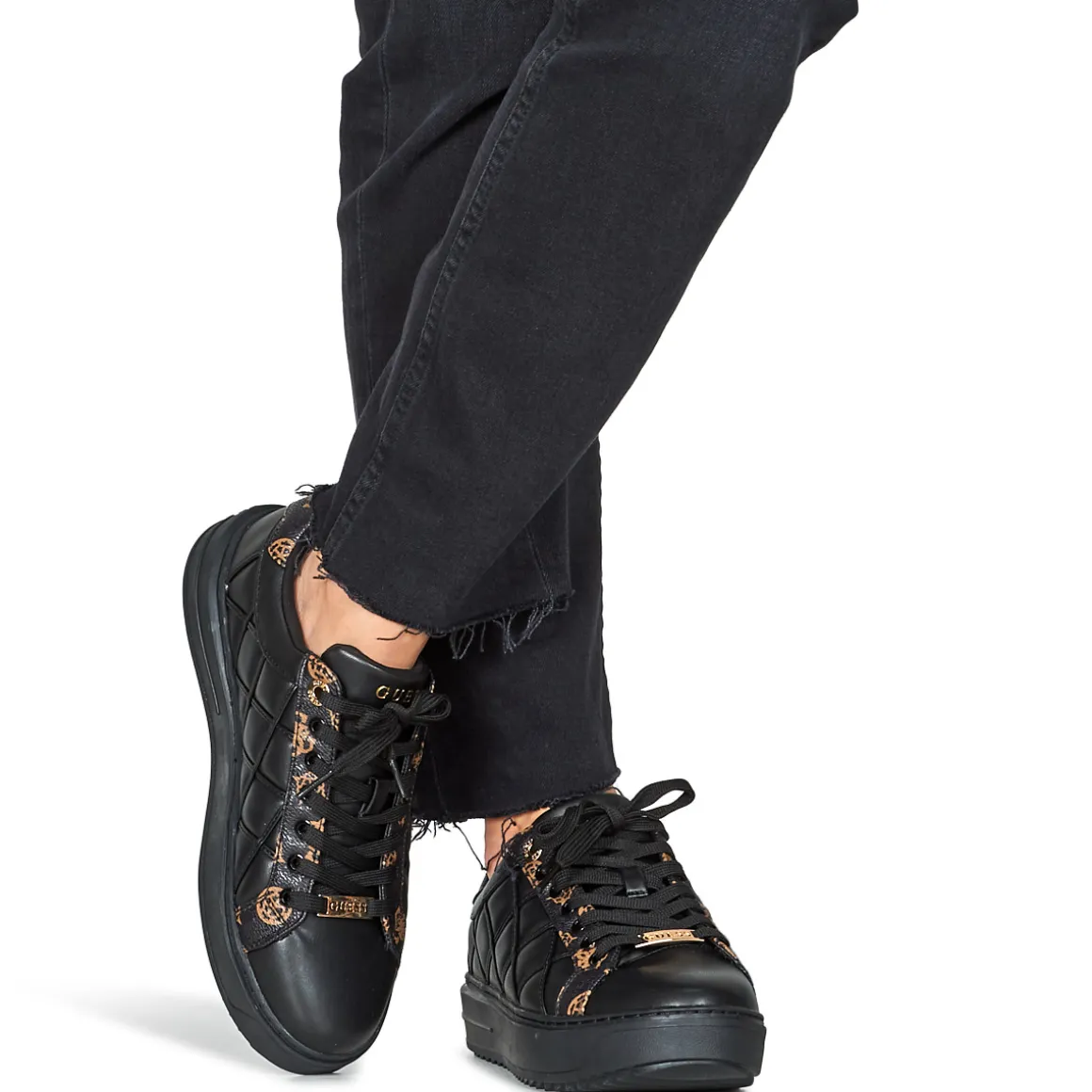 Guess - DATTICE