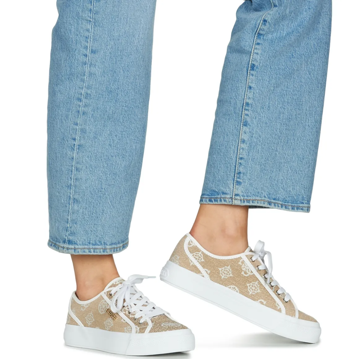 Guess - JELEXA7