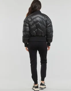 Guess - LOU BOMBER