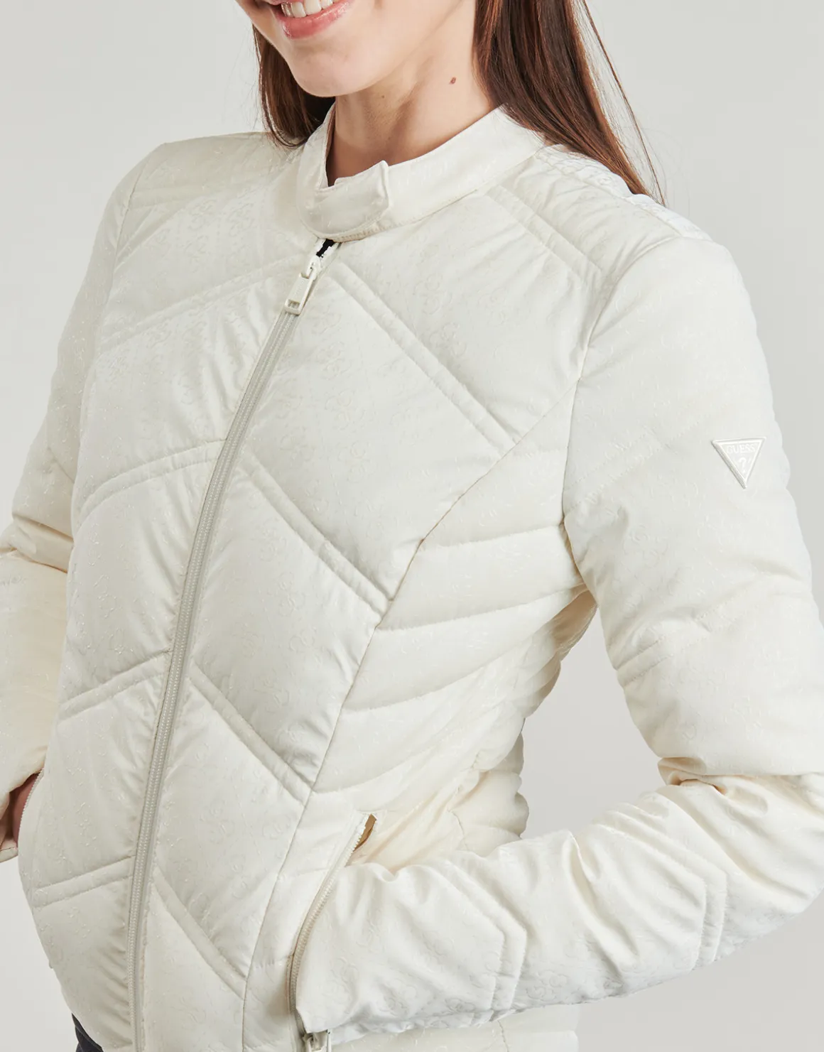 Guess - NEW VONA