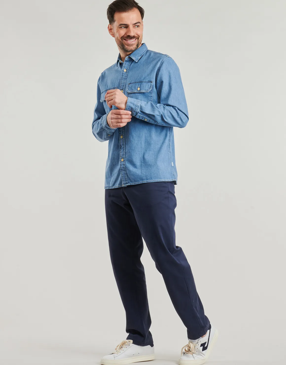 Jack & Jones - JJETRAVIS