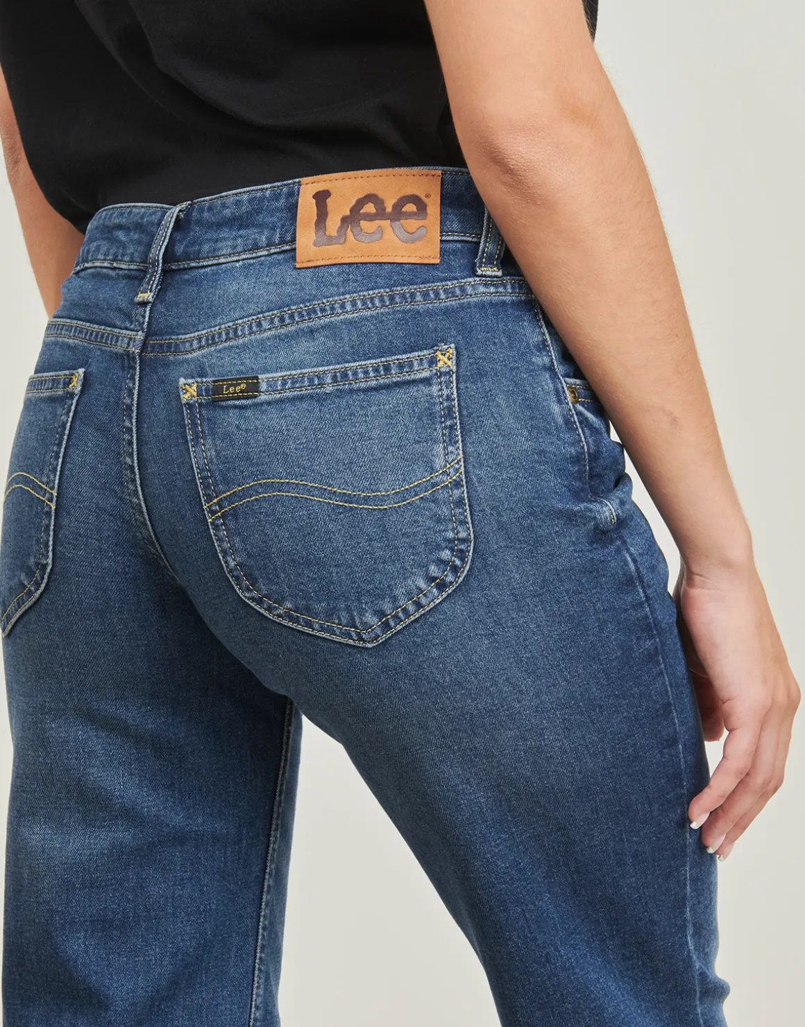 Lee - ZOE