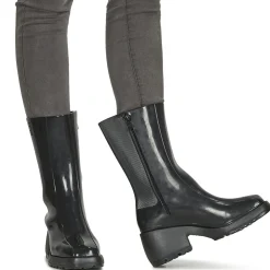 Melissa - MELISSA NANCY BOOT AD