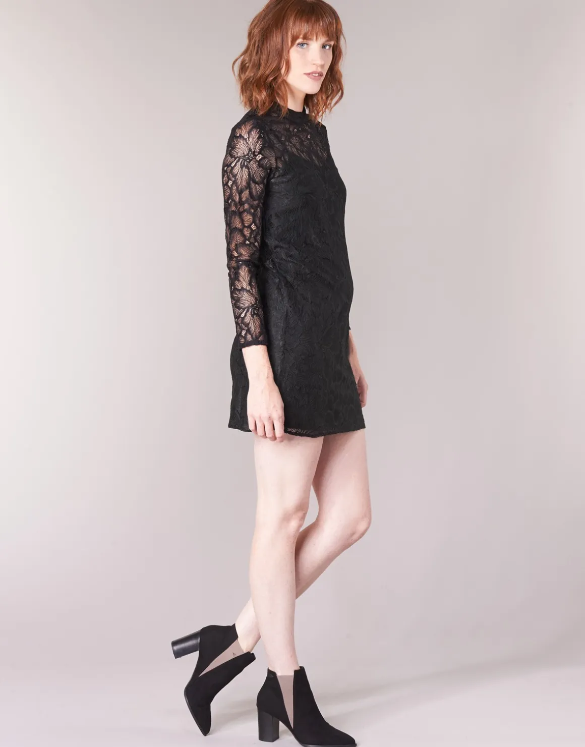 Molly Bracken - ZEDEL