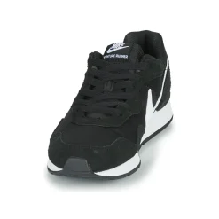 Nike - VENTURE RUNNER