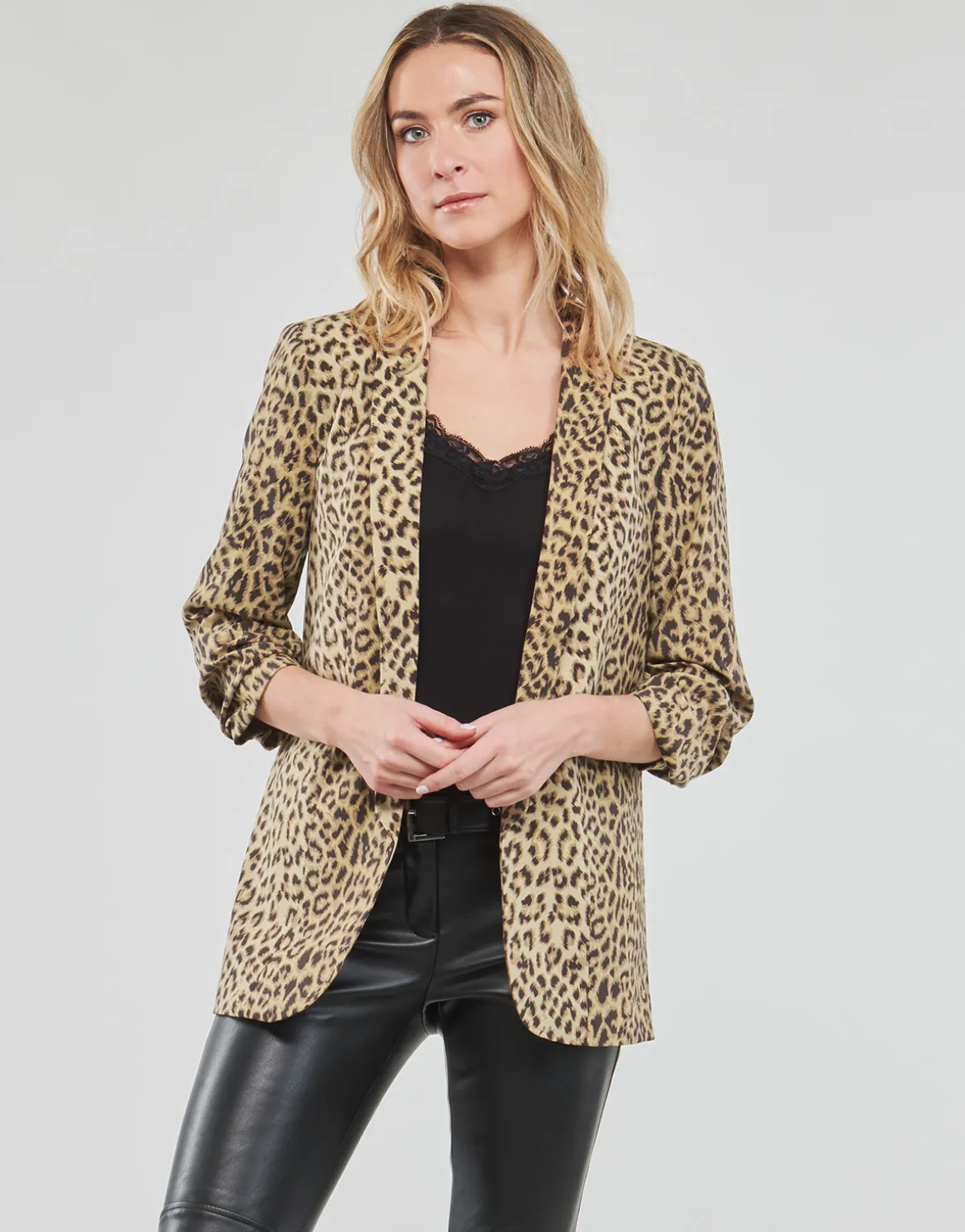 Pieces - PCBOSS 3/4 PRINTED BLAZER
