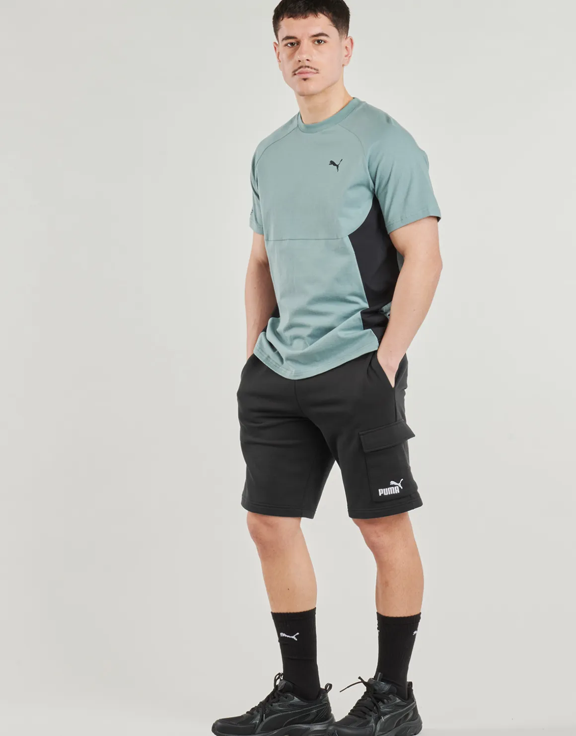 Puma - ESS LOGO CARGO SHORTS