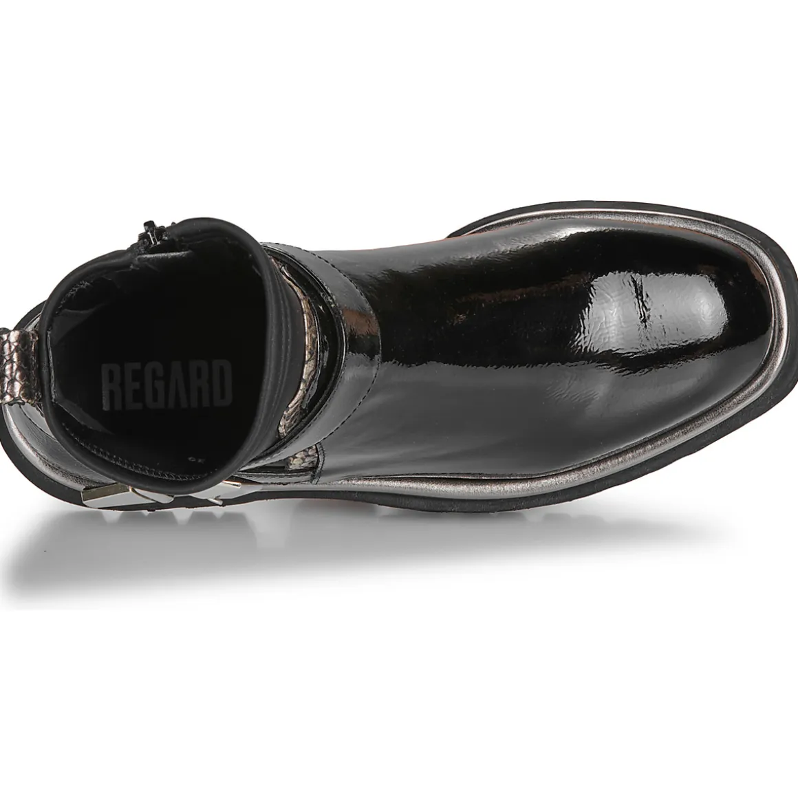Regard - AURIAC
