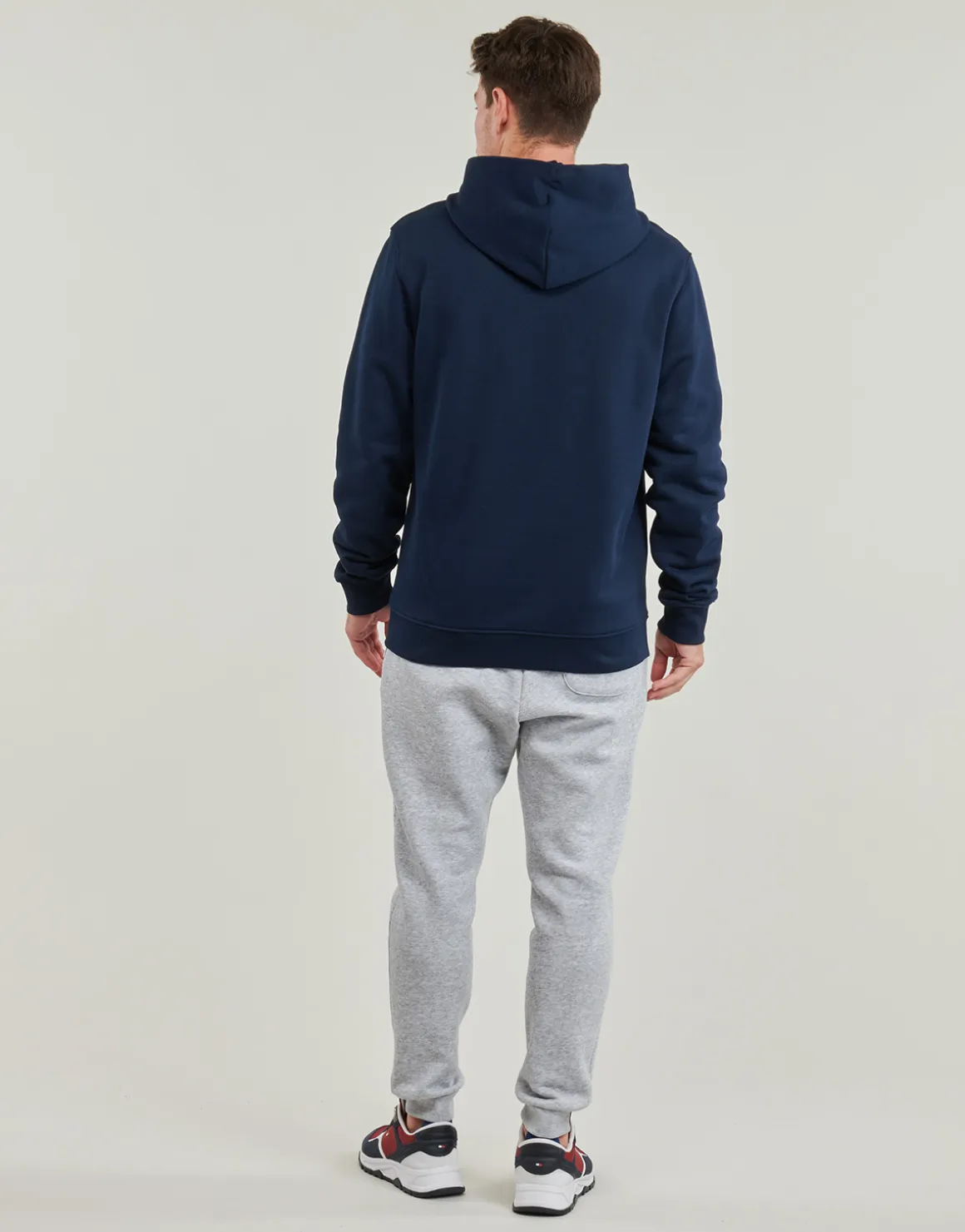 Tommy Jeans - TJM REG BADGE HOODIE EXT