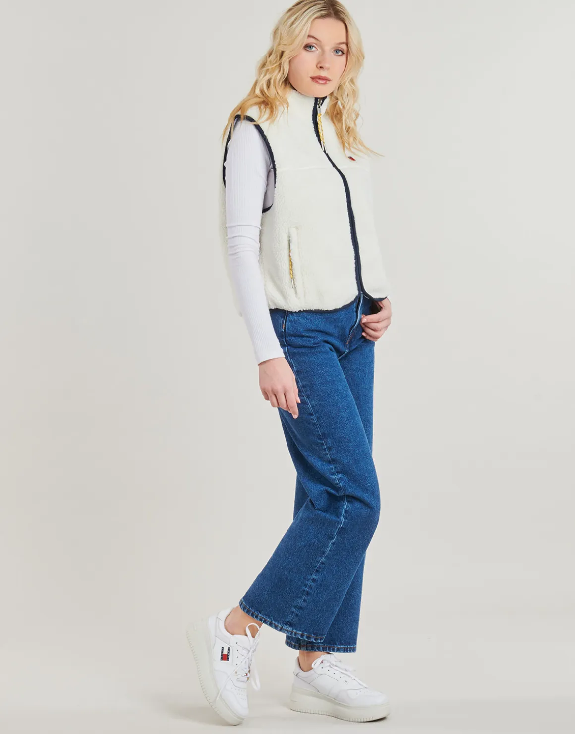 Tommy Jeans - TJW REVERSIBLE TEDDY VEST
