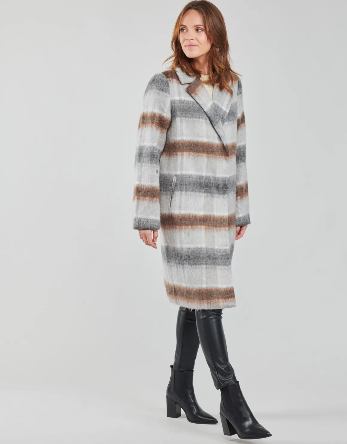 Volcom - PLAYEDCOAT